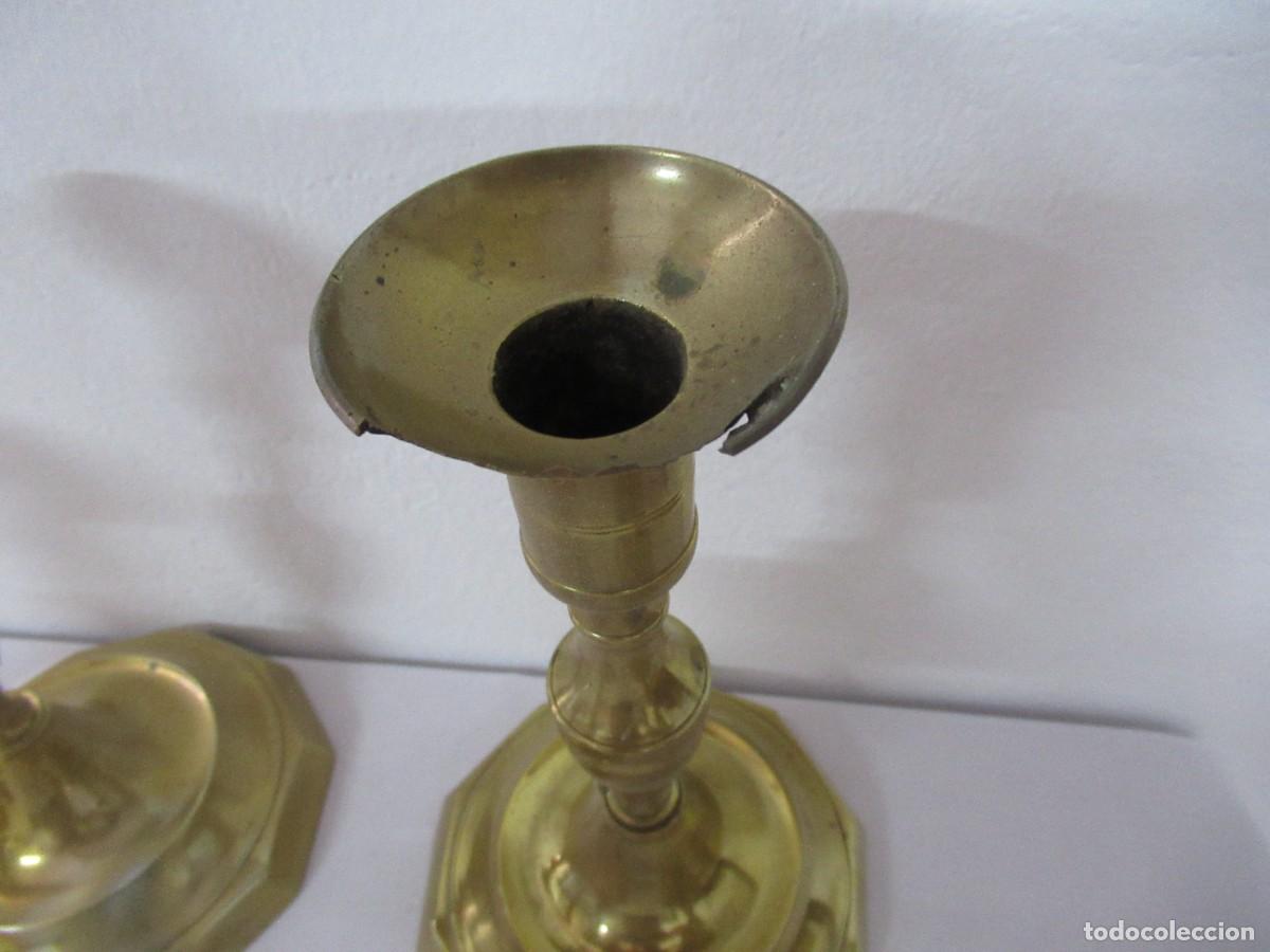 Antig&uuml;edades: Candelabros de bronce - Foto 3