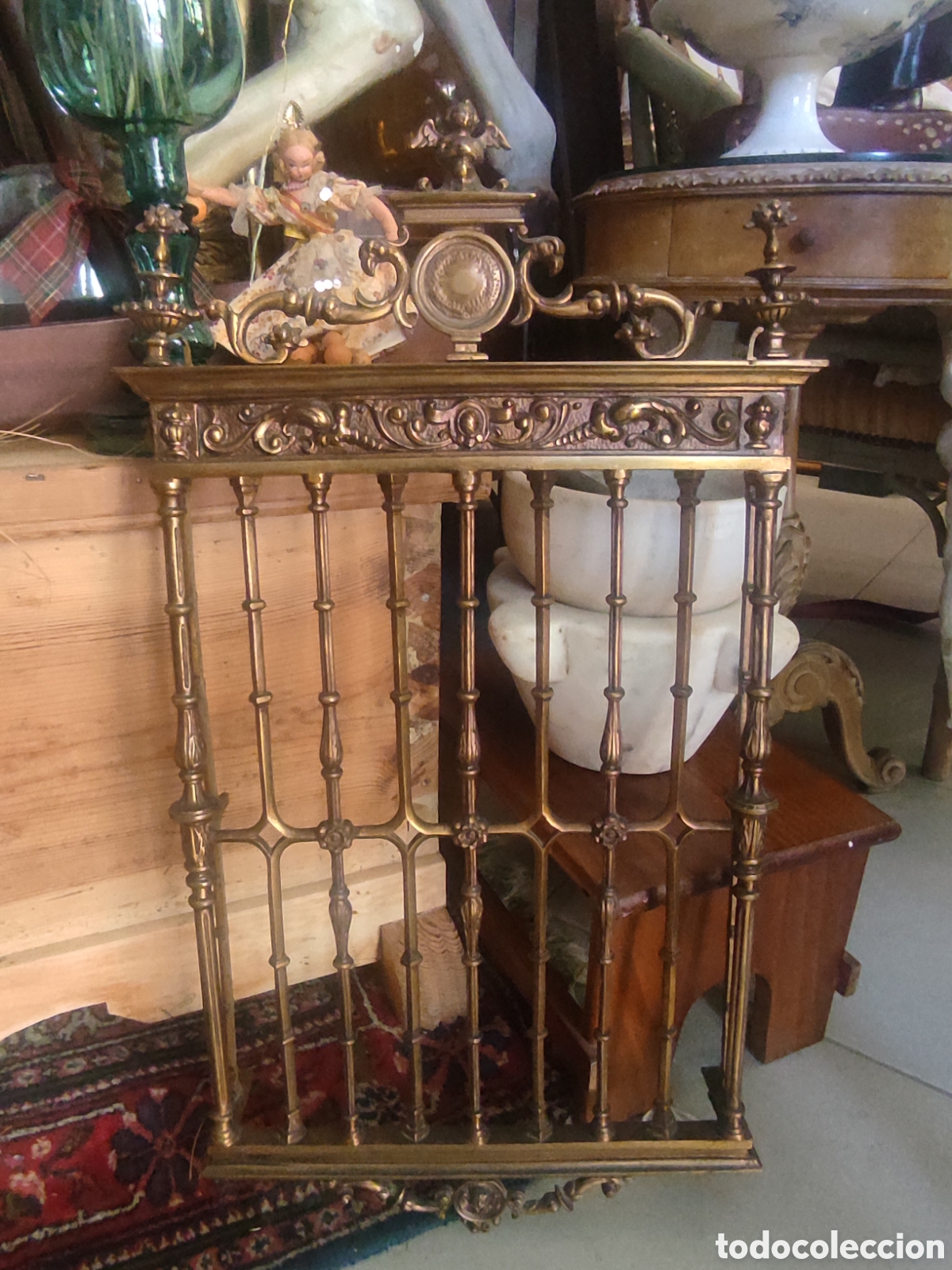 Antig&uuml;edades: ANTIGUA REJA DE BRONCE - Foto 2