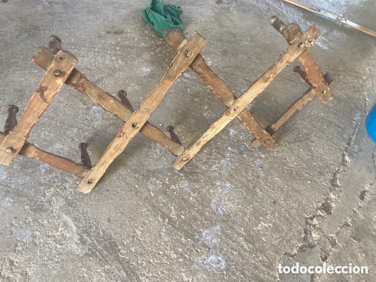 Antig&uuml;edades: Percha madera a&ntilde;os 30/40 r&uacute;stica - Foto 5