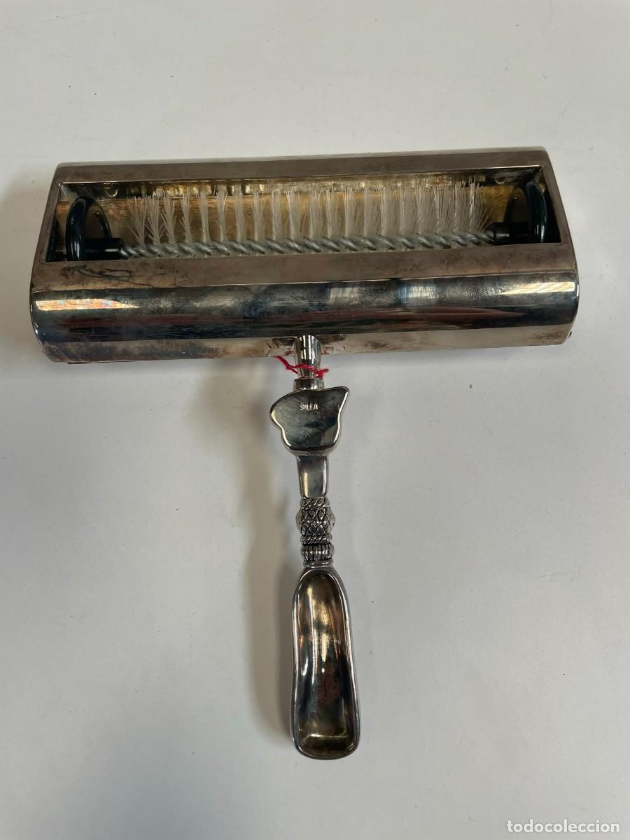 Antig&uuml;edades: ANTIGUO RECOGEMIGAS DE MESA EN METAL - Foto 3
