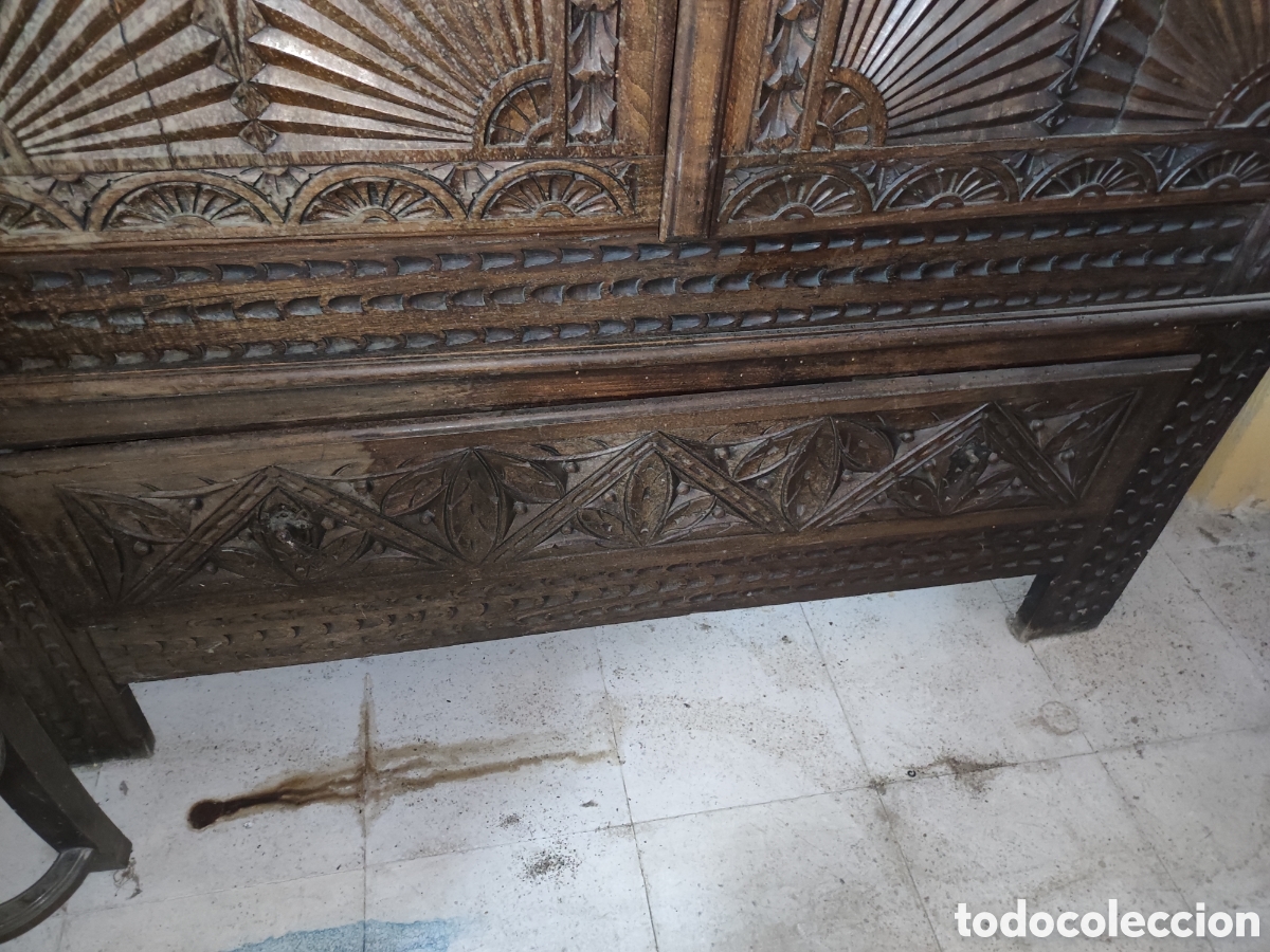 Antig&uuml;edades: Armario tallado - Foto 3