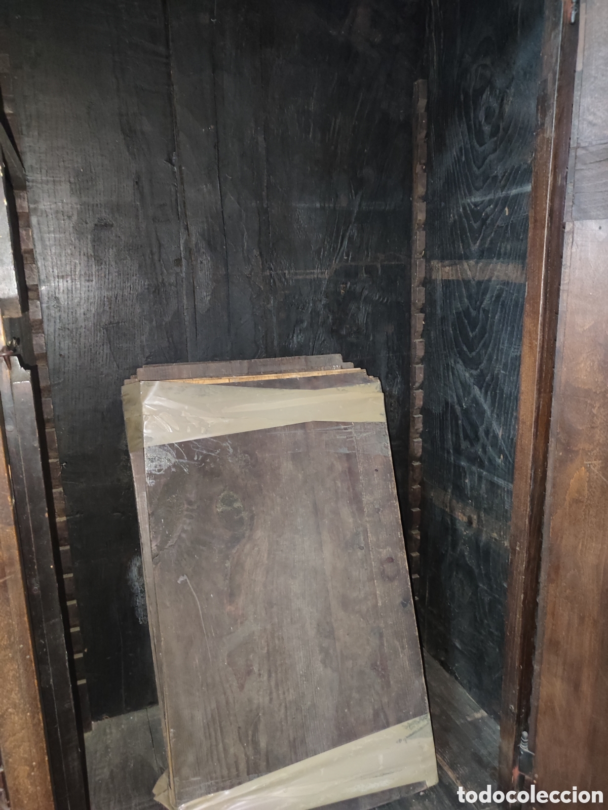 Antig&uuml;edades: Armario tallado - Foto 7