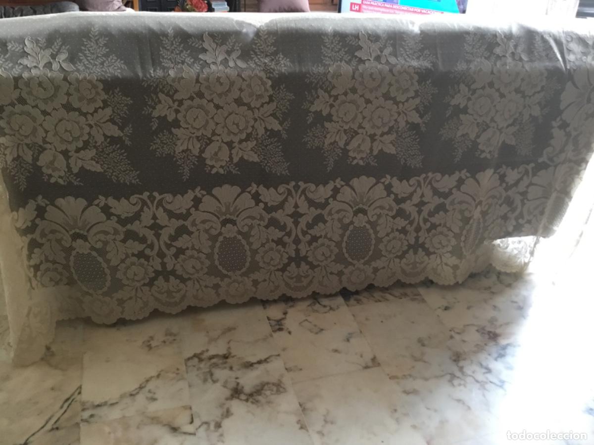 Antig&uuml;edades: Magn&iacute;fica colcha de encaje alen&ccedil;on frances - Foto 3