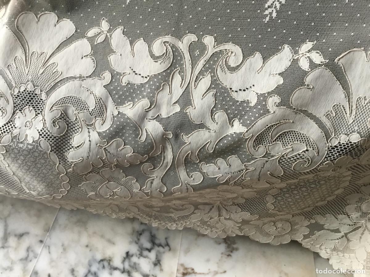 Antig&uuml;edades: Magn&iacute;fica colcha de encaje alen&ccedil;on frances - Foto 4