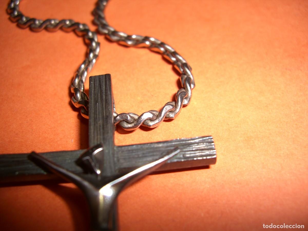 Antig&uuml;edades: CRUCIFIJO DE PLATA CON CADENA - Foto 6
