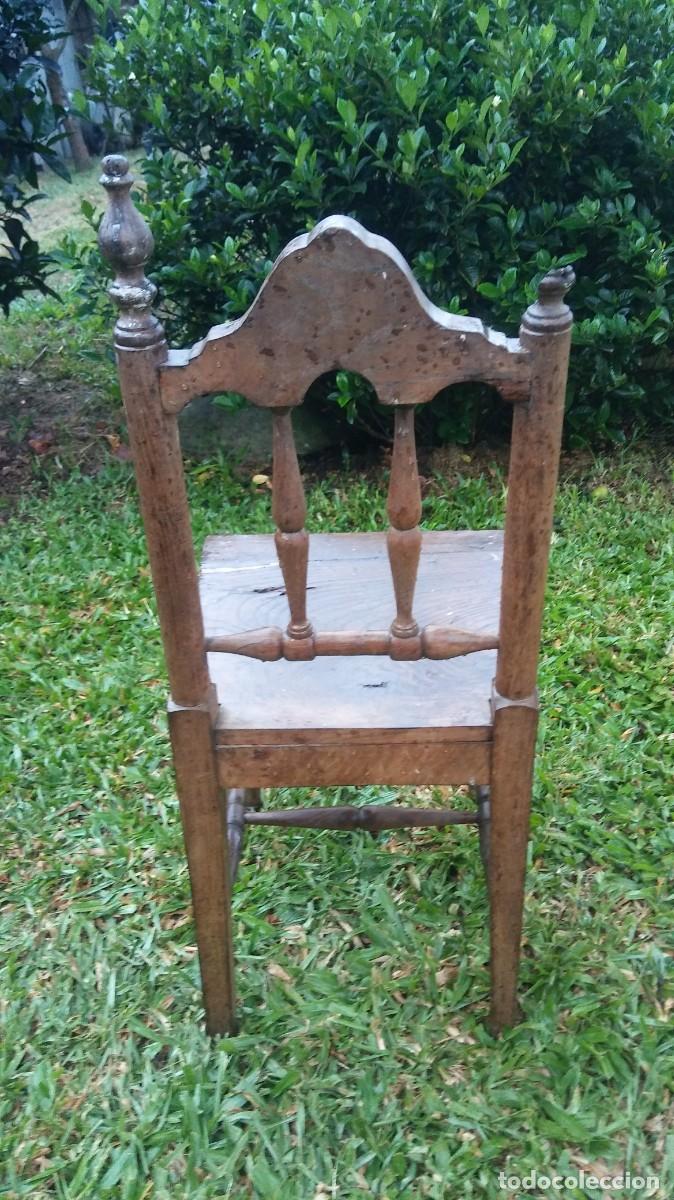 Antig&uuml;edades: Silla infantil posiblemente de escuela. - Foto 2