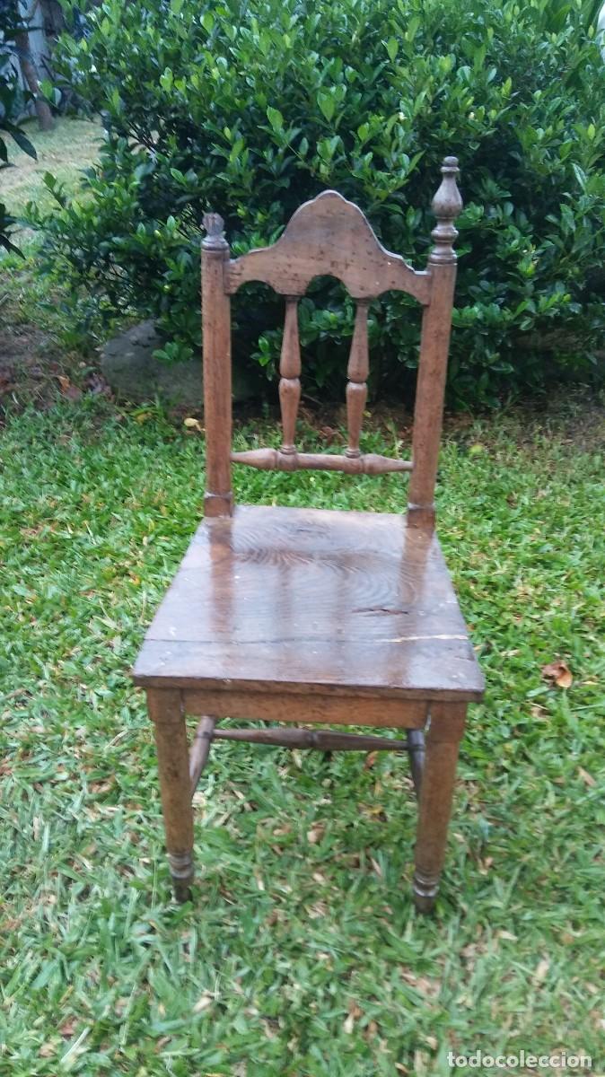 Antig&uuml;edades: Silla infantil posiblemente de escuela. - Foto 1