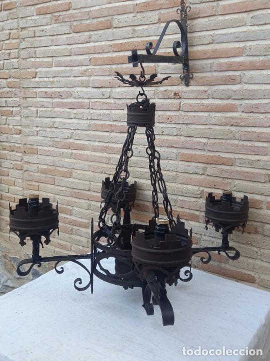 Antig&uuml;edades: GRAN LAMPARA EN HIERRO FORJADO. - Foto 7