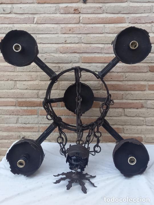 Antig&uuml;edades: GRAN LAMPARA EN HIERRO FORJADO. - Foto 15