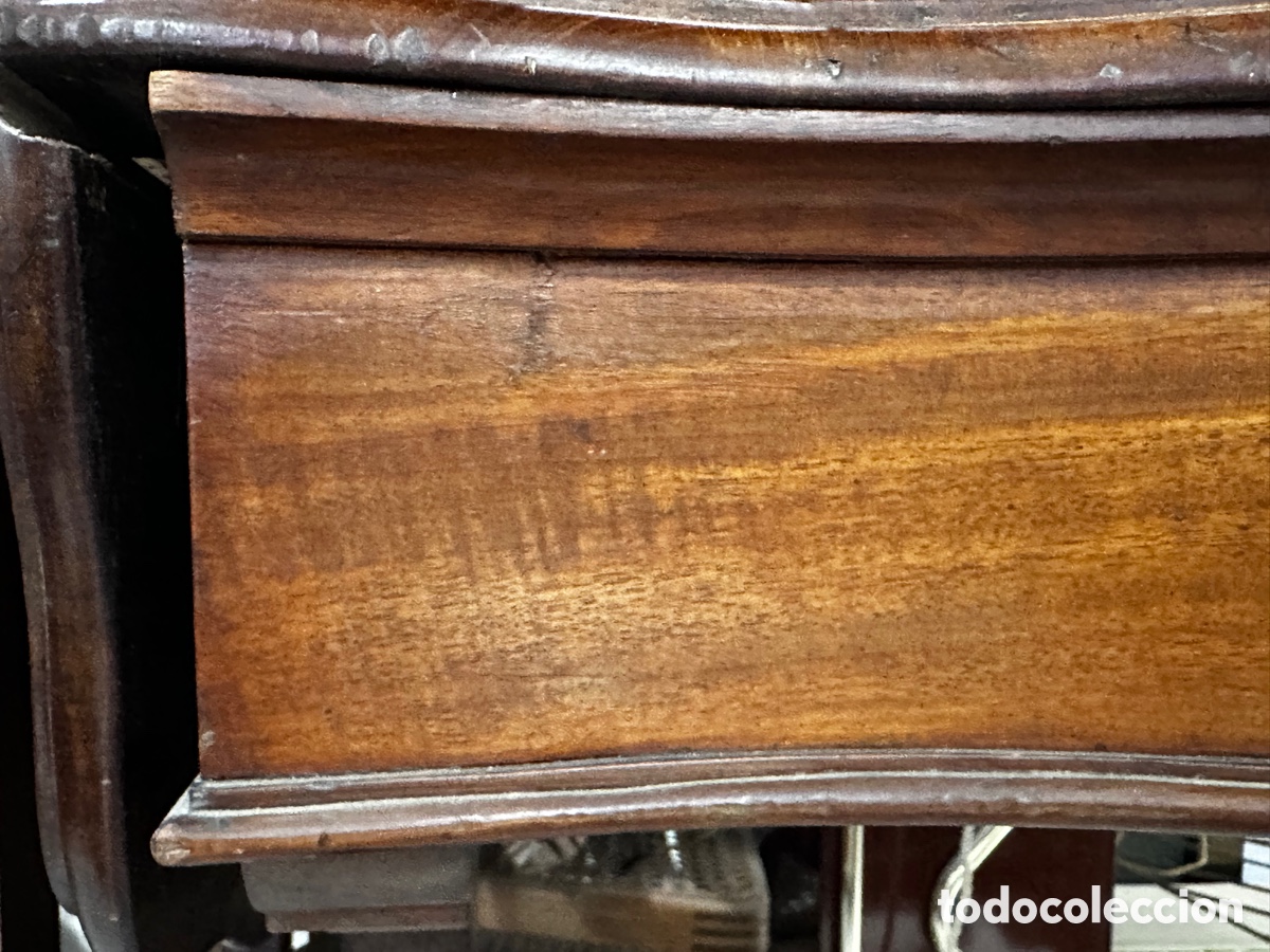 Antig&uuml;edades: Preciosa mesa con pata lira - Foto 2