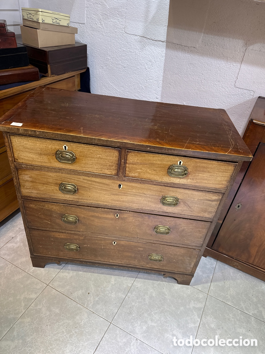 Antig&uuml;edades: C&oacute;moda inglesa s XIX. Caoba maciza. - Foto 2