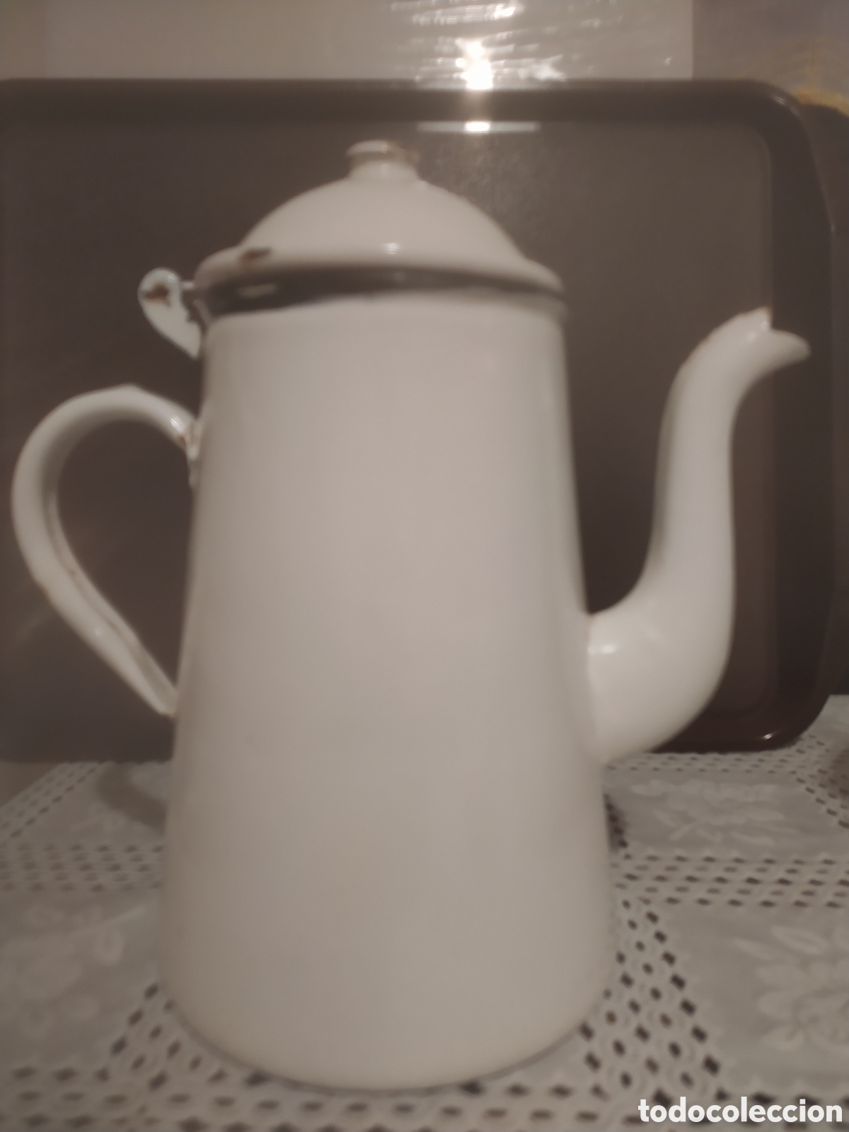 Antig&uuml;edades: Cafetera de hierro esmaltado blanco - Foto 3