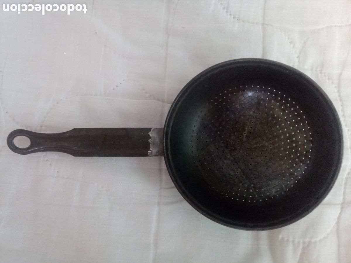 Antig&uuml;edades: COLADOR DE HOJALATA - CHAPA - Foto 3