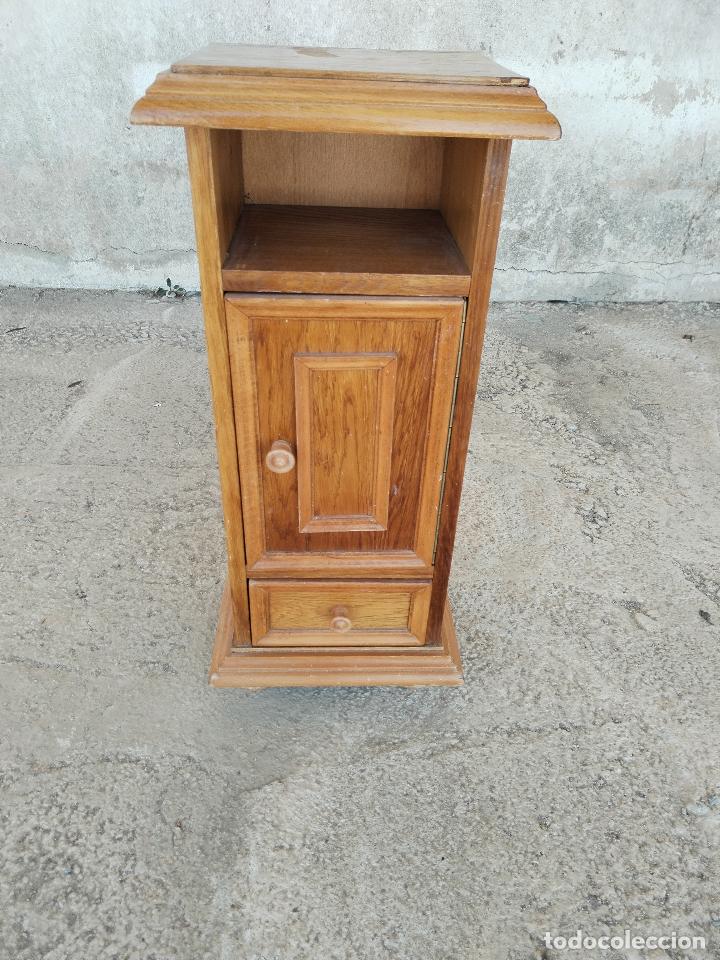 Antig&uuml;edades: peana mesilla de madera - Foto 9