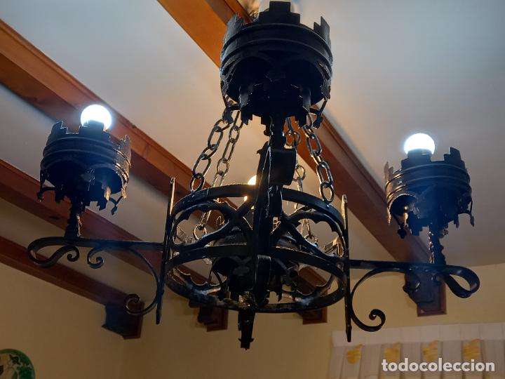 Antig&uuml;edades: GRAN LAMPARA EN HIERRO FORJADO. - Foto 16