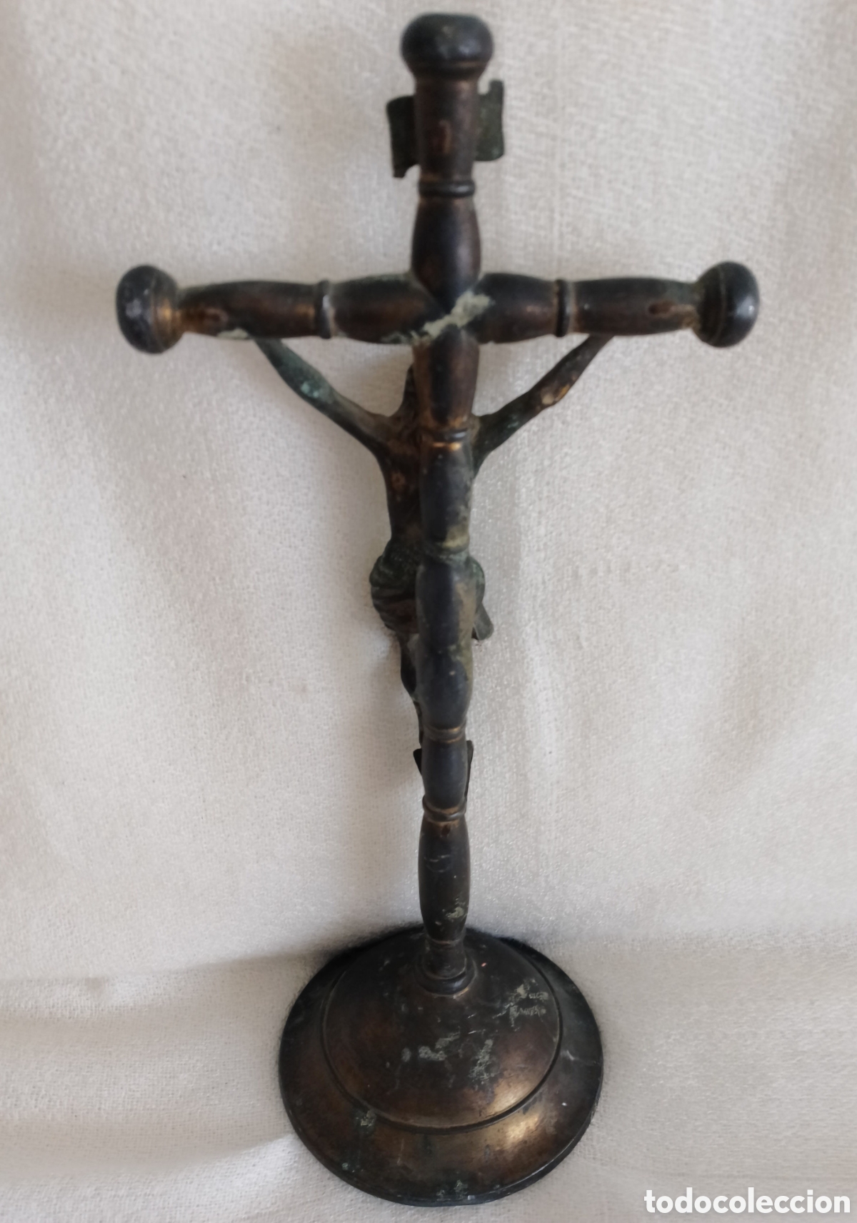 Antig&uuml;edades: Antiguo Crucifijo Bronce . - Foto 3