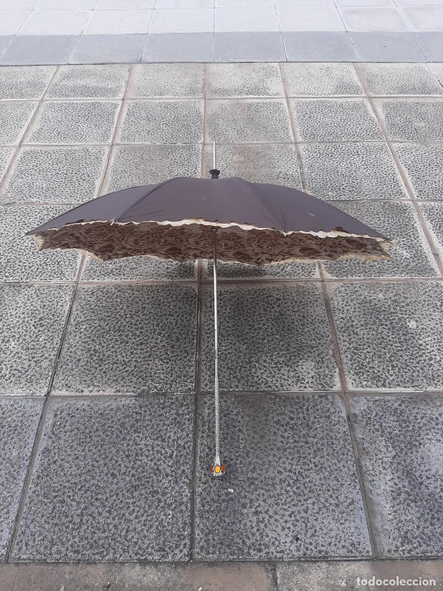 Antig&uuml;edades: Antigua sombrilla modernista - Foto 1