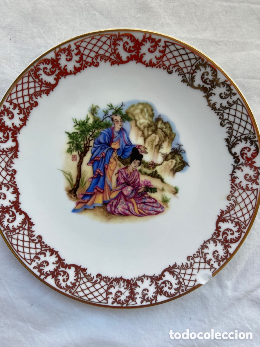 Antig&uuml;edades: Set de platos de porcelana - Foto 15