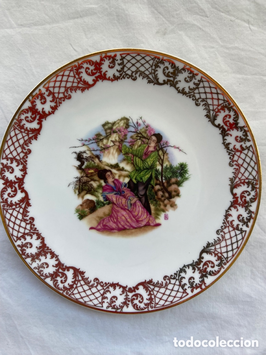 Antig&uuml;edades: Set de platos de porcelana - Foto 16