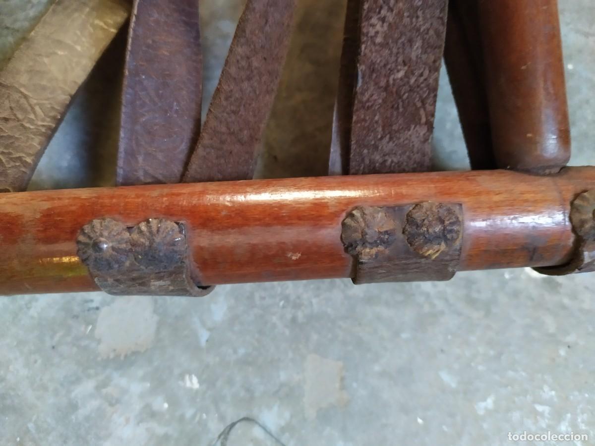 Antig&uuml;edades: SILLA PLEGABLE DE MISA - Foto 6