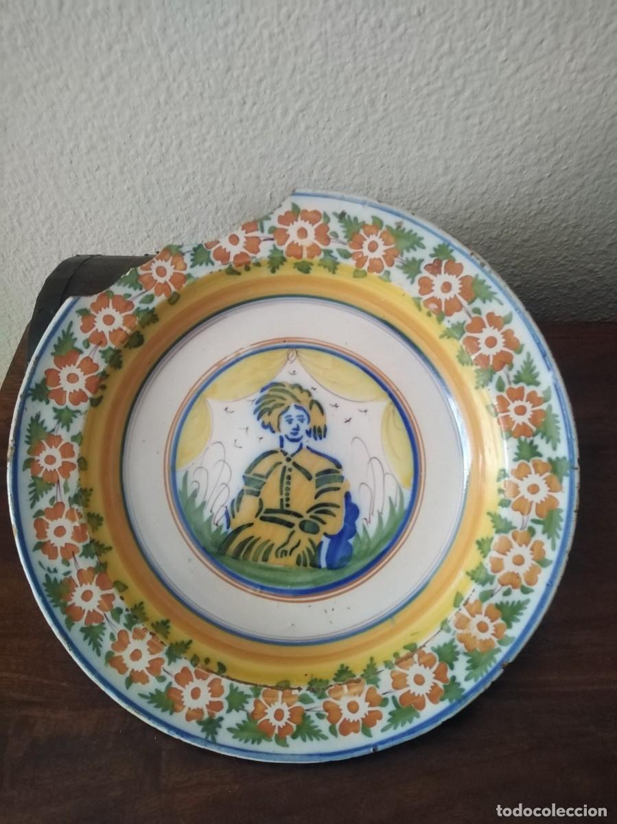 Antig&uuml;edades: Antiguo plato. Talavera??? - Foto 1