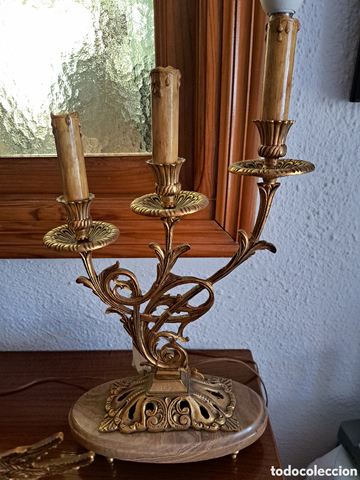 Antig&uuml;edades: Reloj y pareja de candelabros con base de marmol - Foto 2
