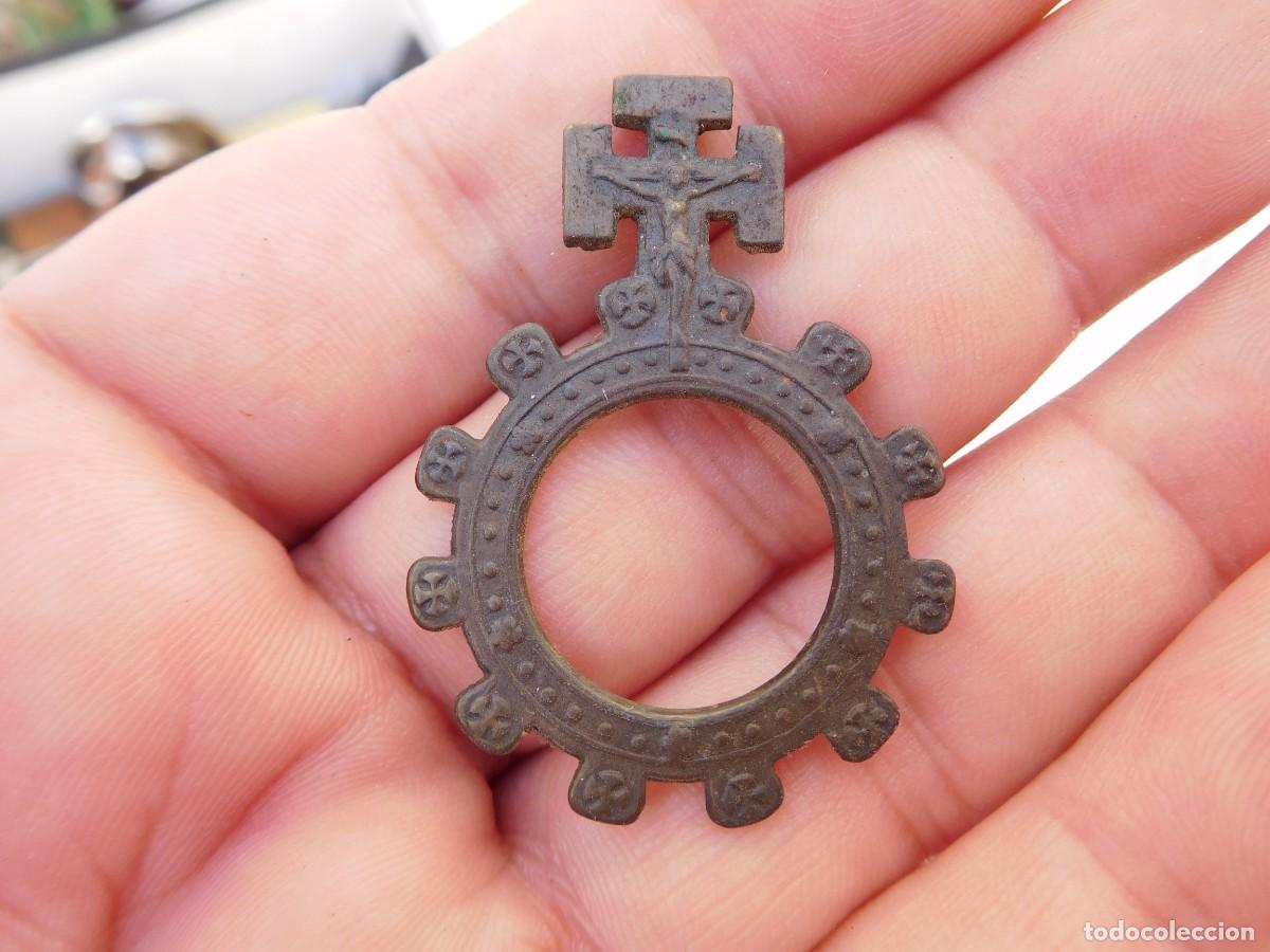 Antig&uuml;edades: Rosario de mano antiguo de bronce - Foto 2