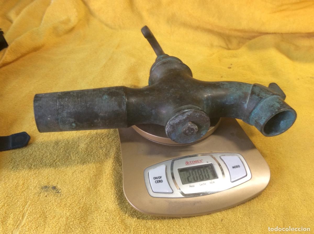 Antig&uuml;edades: ANTIGUO GRIFO EN BRONCE GRAN TAMA&Ntilde;O - Foto 7