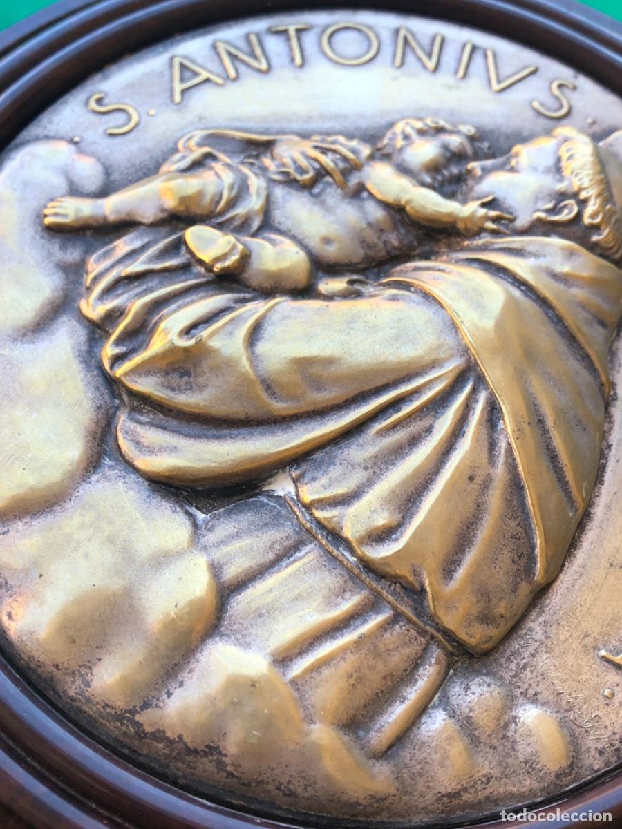 Antig&uuml;edades: Placa de San Antonio de Padua - Foto 2