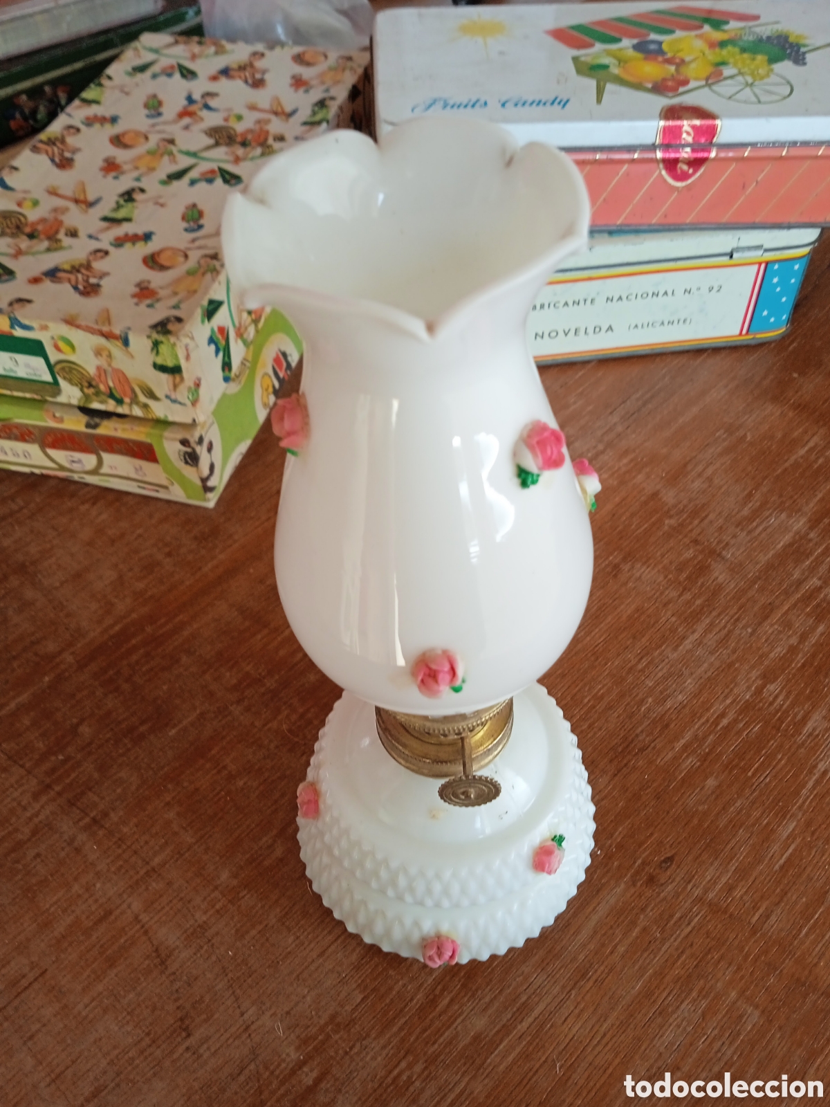 Antig&uuml;edades: Antiguo Quinqu&eacute; de porcelana - Foto 1
