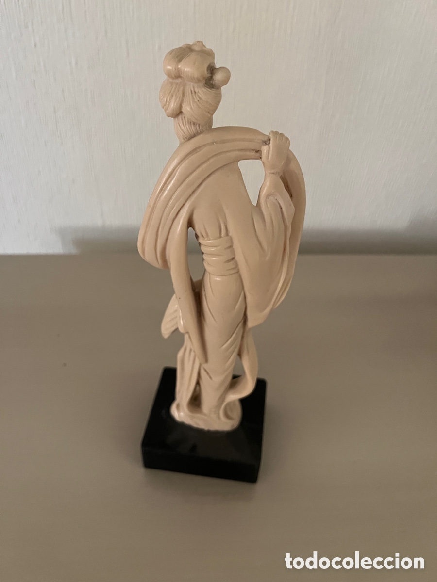 Antig&uuml;edades: Figura tallada Pasta - Foto 4