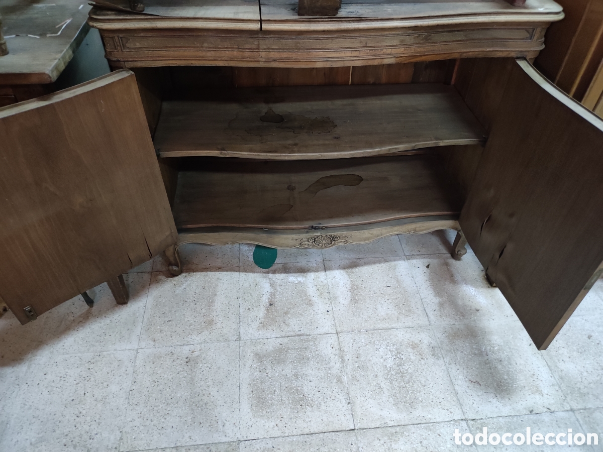 Antig&uuml;edades: Mueble para toca discos tipo c&oacute;moda - Foto 2