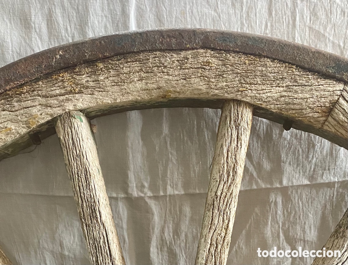 Antig&uuml;edades: Antigua rueda de carro en madera y hierro - Foto 8