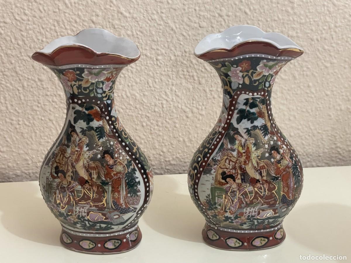 Antig&uuml;edades: Pareja de jarrones chinos estilo satsuma - Foto 2