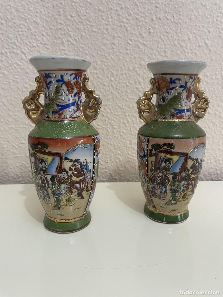 Antig&uuml;edades: Pareja de jarrones chinos estilo satsuma - Foto 1