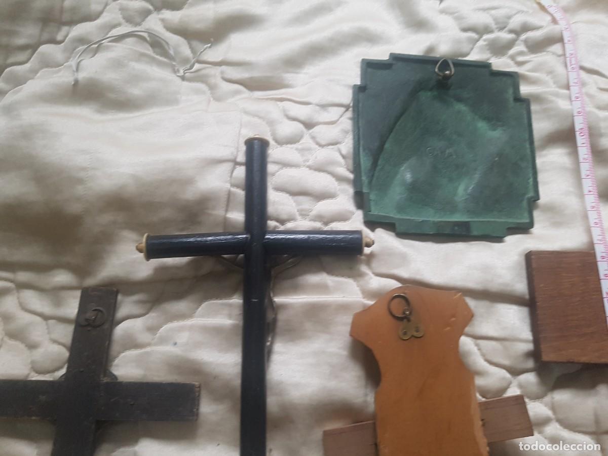 Antig&uuml;edades: 5 CRUCIFIJOS DE MADERA , bronce , hierro... - Foto 5