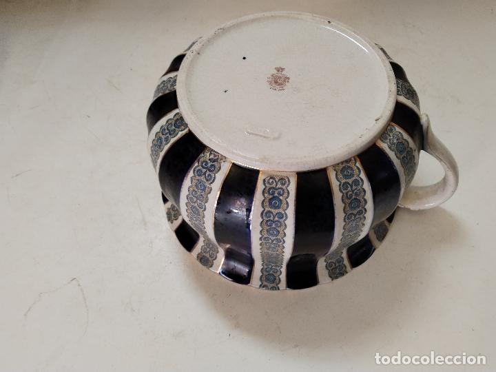 Antig&uuml;edades: antiguo orinal de Grimwades Winton - Foto 3