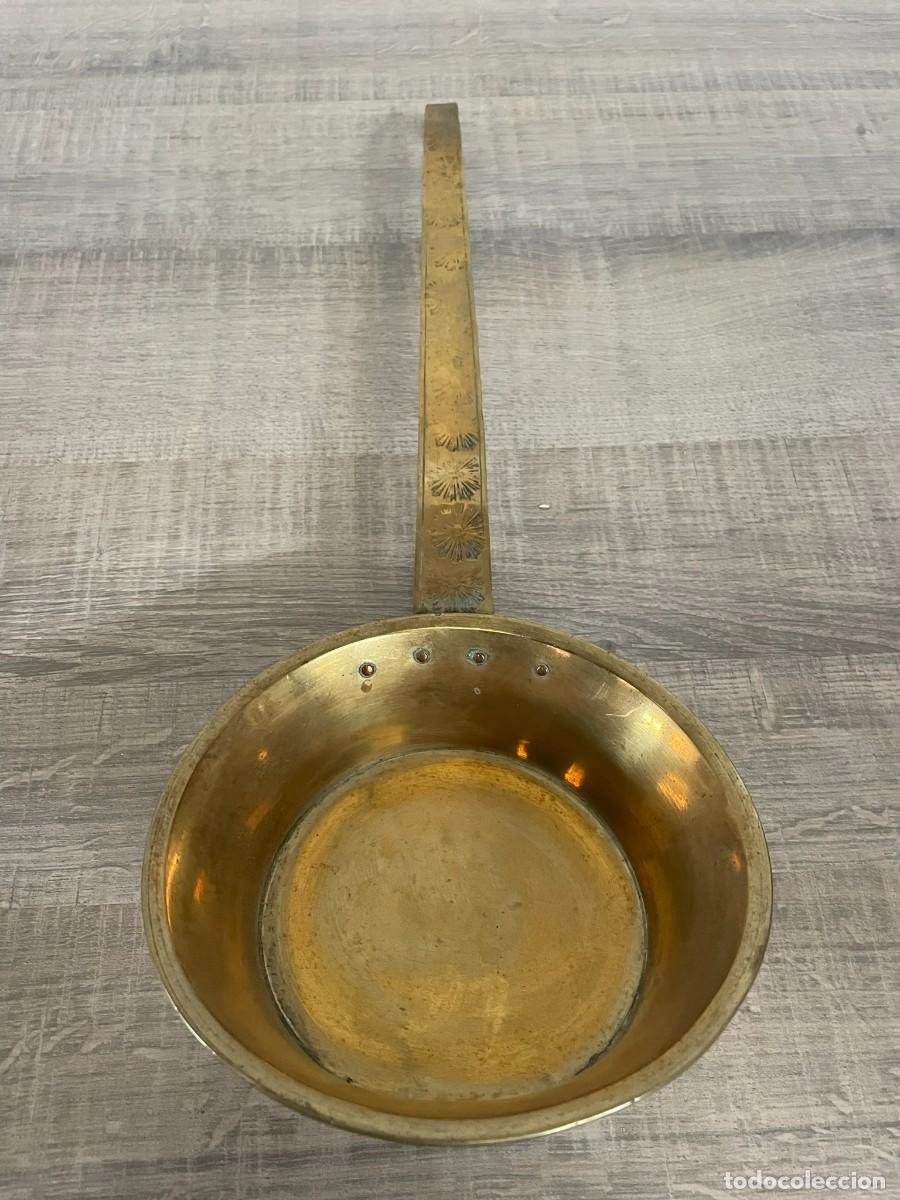 Antig&uuml;edades: CAZO LATON CON MANGO REPUJADO - Foto 4