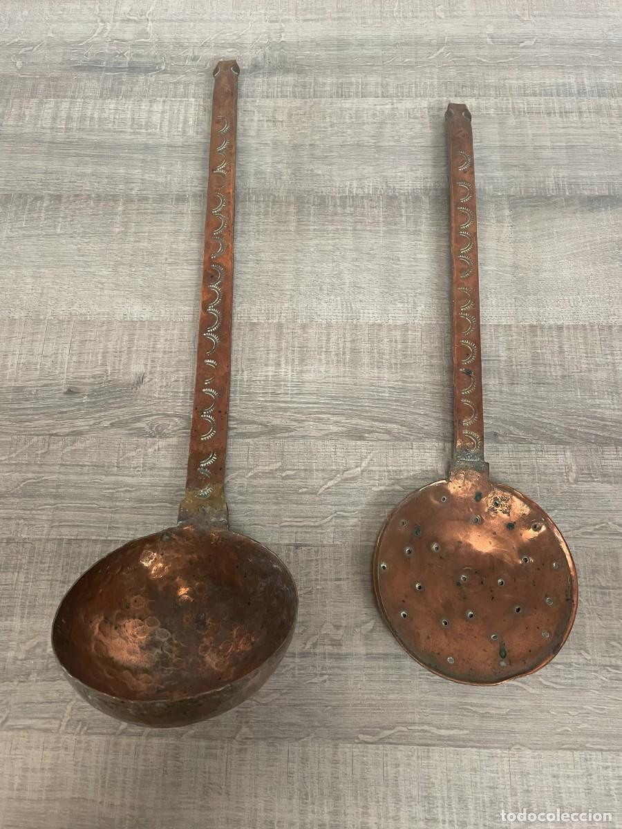 Antig&uuml;edades: ANTIGUO CUCHARON Y ESPUMADERA DE COBRE - Foto 1