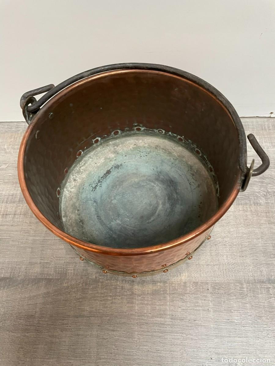 Antig&uuml;edades: CALDERO DE COBRE MARTILLADO CON BASE DE LATON - Foto 5