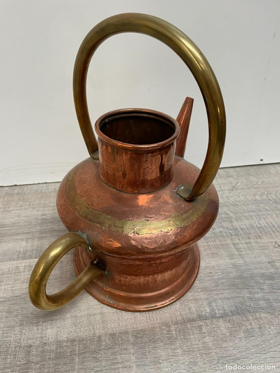 Antig&uuml;edades: ACEITERA DE COBRE CON ASAS DE LATON - Foto 3