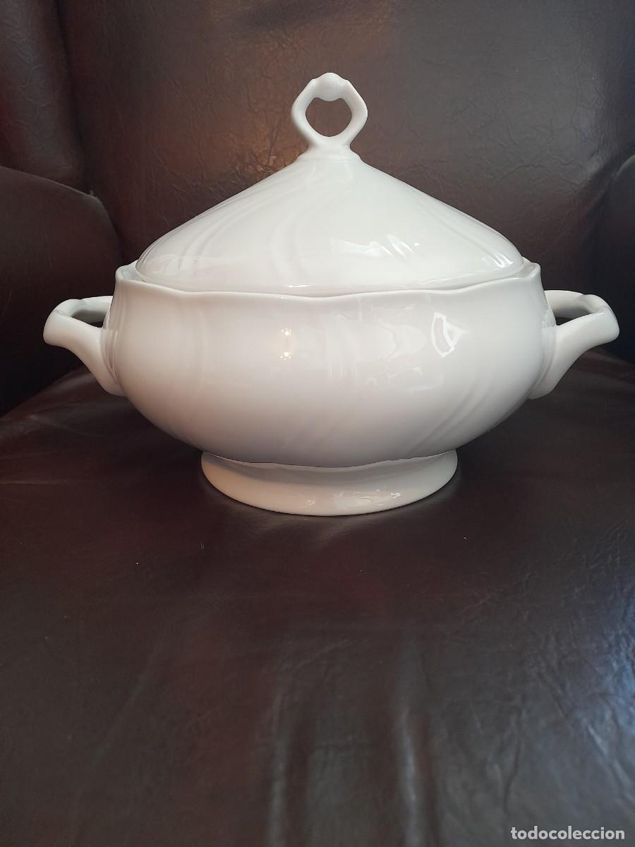 Antig&uuml;edades: Sopera de porcelana marca Allegro - Foto 3