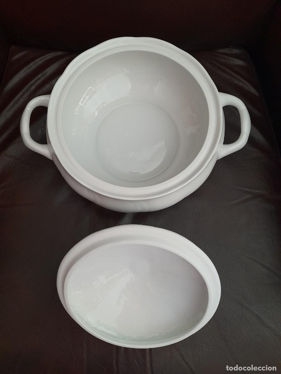 Antig&uuml;edades: Sopera de porcelana marca Allegro - Foto 5