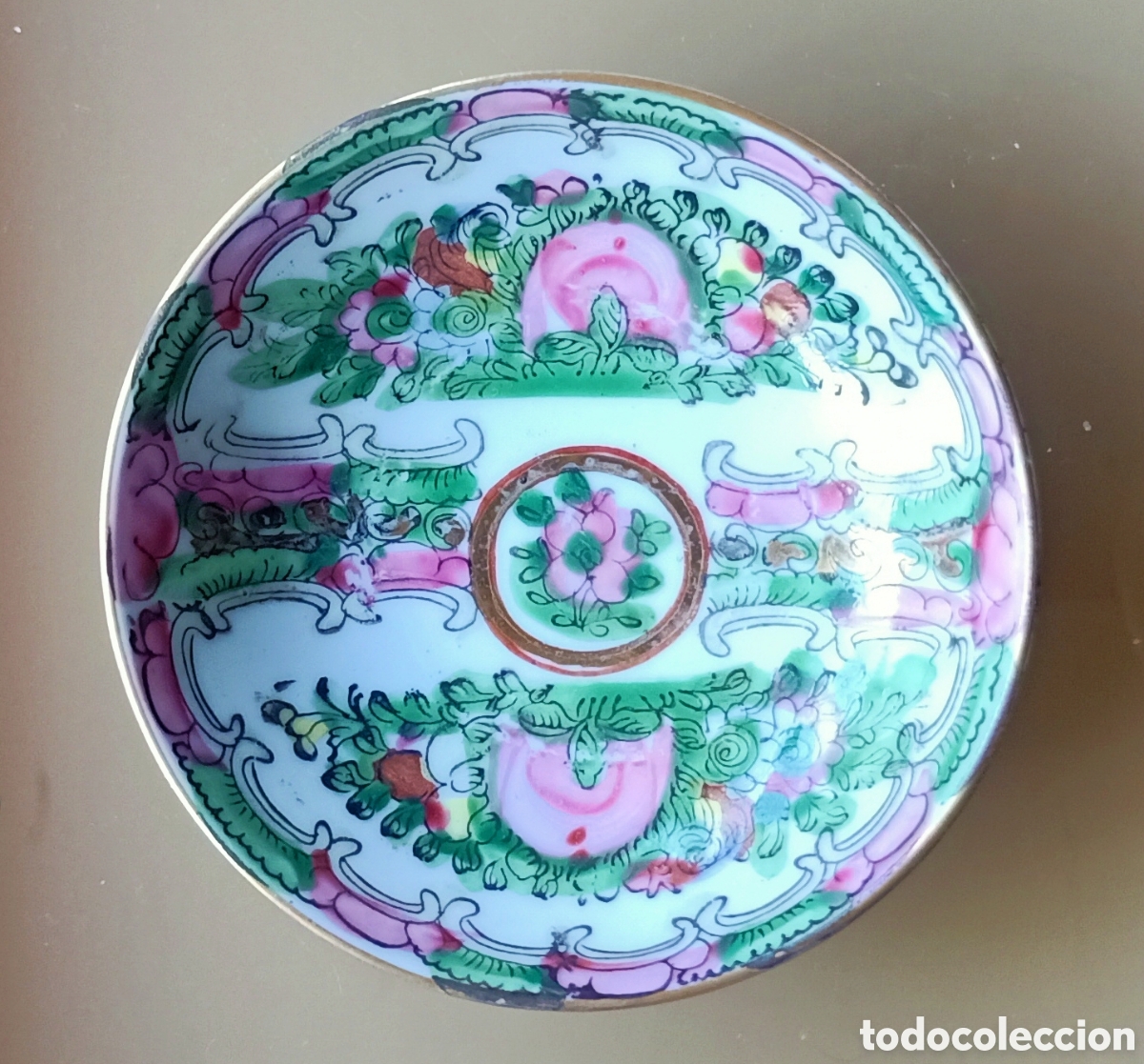 Plato antiguo fabricado en MACAU