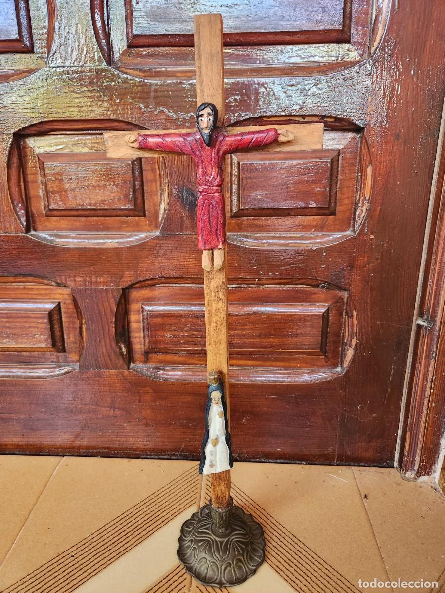 Antig&uuml;edades: Cruz de madera - Foto 1