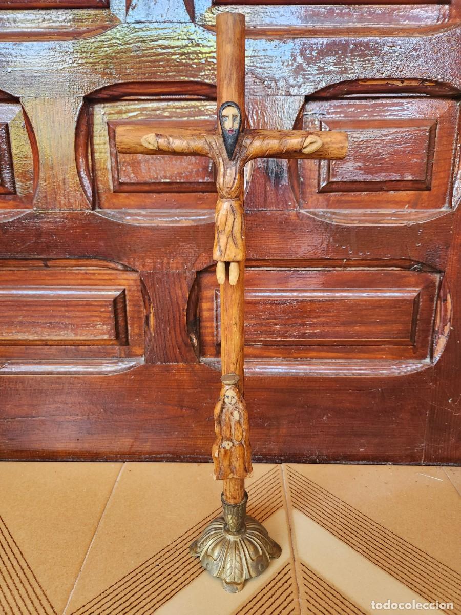 Antig&uuml;edades: Cruz de madera - Foto 1