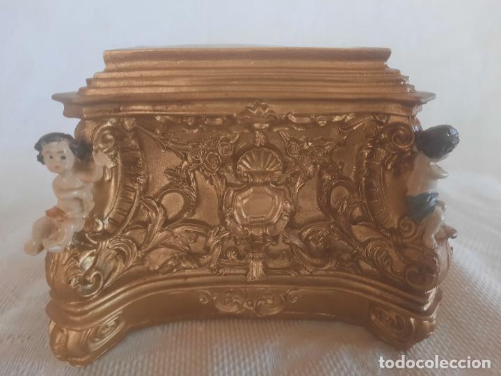 Antig&uuml;edades: PEANA CUADRADA DE SOBREMESA - Foto 5