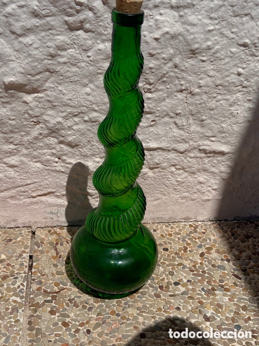 Antig&uuml;edades: Espectacular botella verde antigua - Foto 2