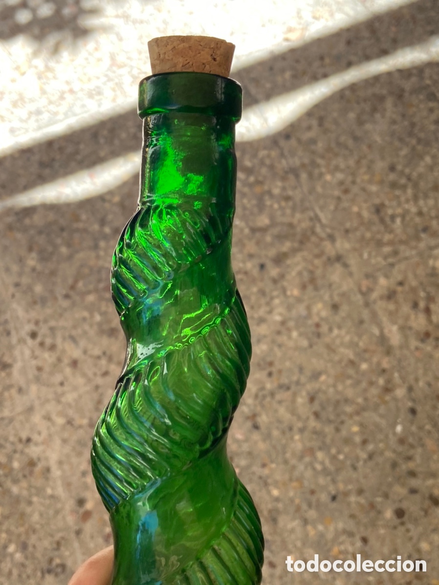 Antig&uuml;edades: Espectacular botella verde antigua - Foto 18
