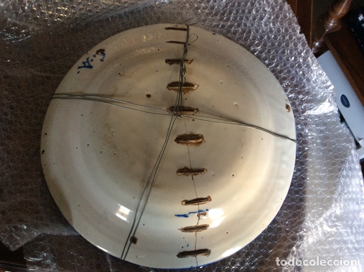 Antig&uuml;edades: Gran plato de Manises S XVIII - Foto 3